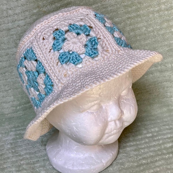 Unisex Baby Granny Square Bucket Hat Crochet Pattern 12 months