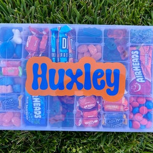 Personalized Candy Box – Custom College Care Package, Team Spirit Candy Gift, Name Candy Organizer for Kids, Graduation Gift - FREE SHIPPING