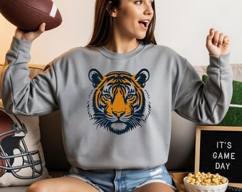 Vintage Tiger Sweatshirt, Retro Tiger Graphic Sweater, 90s Animal Sweatshirt,Wild Cat Safari Sweater, Jungle Tiger S. ,Gift for Tiger Lover