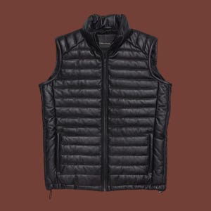 Men&#39;s Leather Puffer Vest: Down Insulated Outdoor Wear