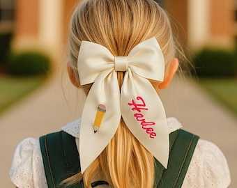 Personalized School Hair Bow with Name and Grade Student Hair Accessory Gift for Elementary First Day of School Bow for First Grade Outfit