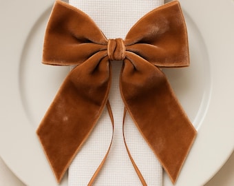 Copper Velvet Bow Napkin Ring Elegant Table Decor Hostess Gift Dinner Party Napkin Bow Modern Hosting Accessory Table Setting Bow Customized