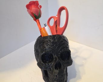Sugar Skull Pen Holder, 3D Printed Floral Skull Desk Organizer, Gothic Pencil Cup, Day of the Dead Decor, Handmade Halloween Gift