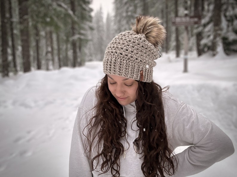 Cascade Slouch // Crochet pattern, Slouchy Hat, Hat pattern, Beanie pattern, Crochet pattern, crochet hat, slouch pattern, Tzigns image 3