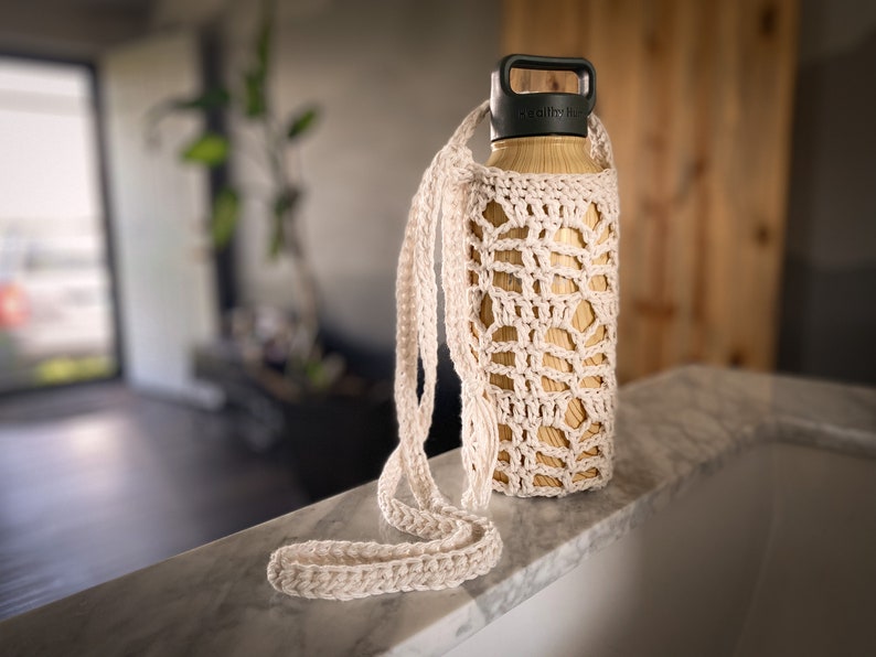 Sage Canteen Cozy // Crochet pattern, Water Bottle, Bottle, Cozy, Carrier, Holder, Wine, Starbucks, Cup, Coffee, Bag, Crochet, Tzigns image 8