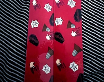 Marcapáginas gótico rojo espeluznante