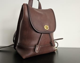 Vintage (old) COACH Small Dark Brown Backpack | Daypack 9960  display picture 1