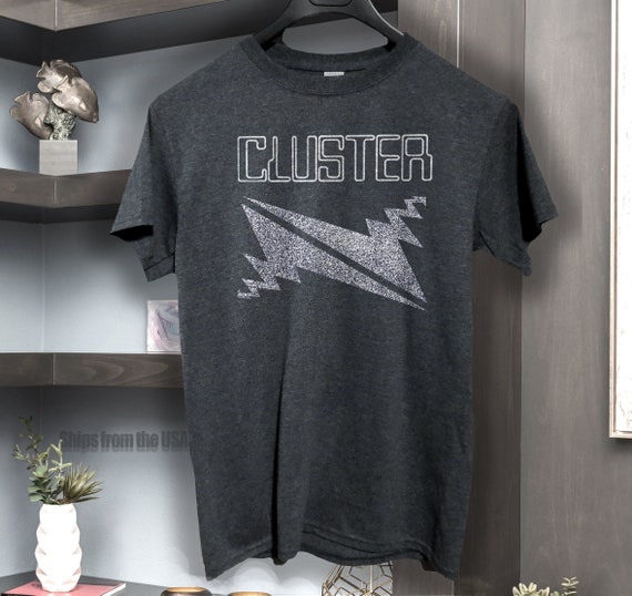 CLUSTER  Tシャツ