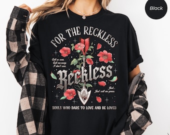 レックレス・コンフォート・カラーズ®Tシャツ、ローレン・ロバーツ・パワーレス、カイ・アザー＆ペイディン・グレイシャツ、ブックッシュ・マーチャンダイズ、エネミーズ・トゥ・ラヴァーズ、ロマンタジー・アパレル
