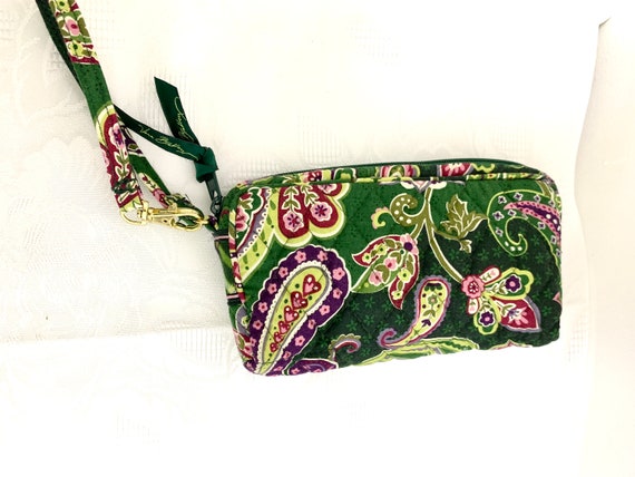 Vera Bradley Chelsea green Wristlet Clutch Bag - image 4