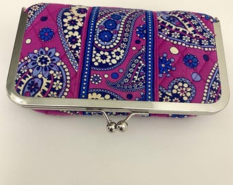 Vera Bradley Boysenberry Paisley Pink  kiss lock Cosmetic Bag