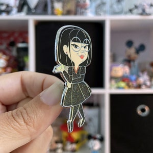 Edna Mode Pin Edna Mode Zipper Charm The Incredibles Pin Fantasy Pin Disney Pin