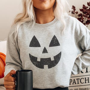 Halloween Pumpkin UNISEX Sweatshirts, Pumpkin Face Sweatshirt, Funny Pumpkin Sweatshirt, Halloween sweatshirt, Fall Thank Giving Shirt