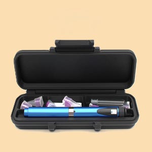 Single (1) Pen Injection Travel Kit Case (Rugged 1 Latch Closure) (Black w/ Windmill Pattern)