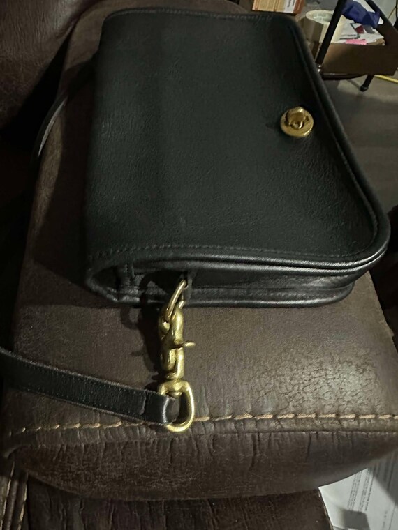 AUTHENTIC Vintage Coach Black Pocket Purse - 1 owner View 6