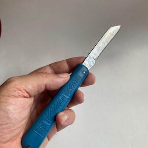 Penknife &quot;Kolkhoznik&quot; USSR