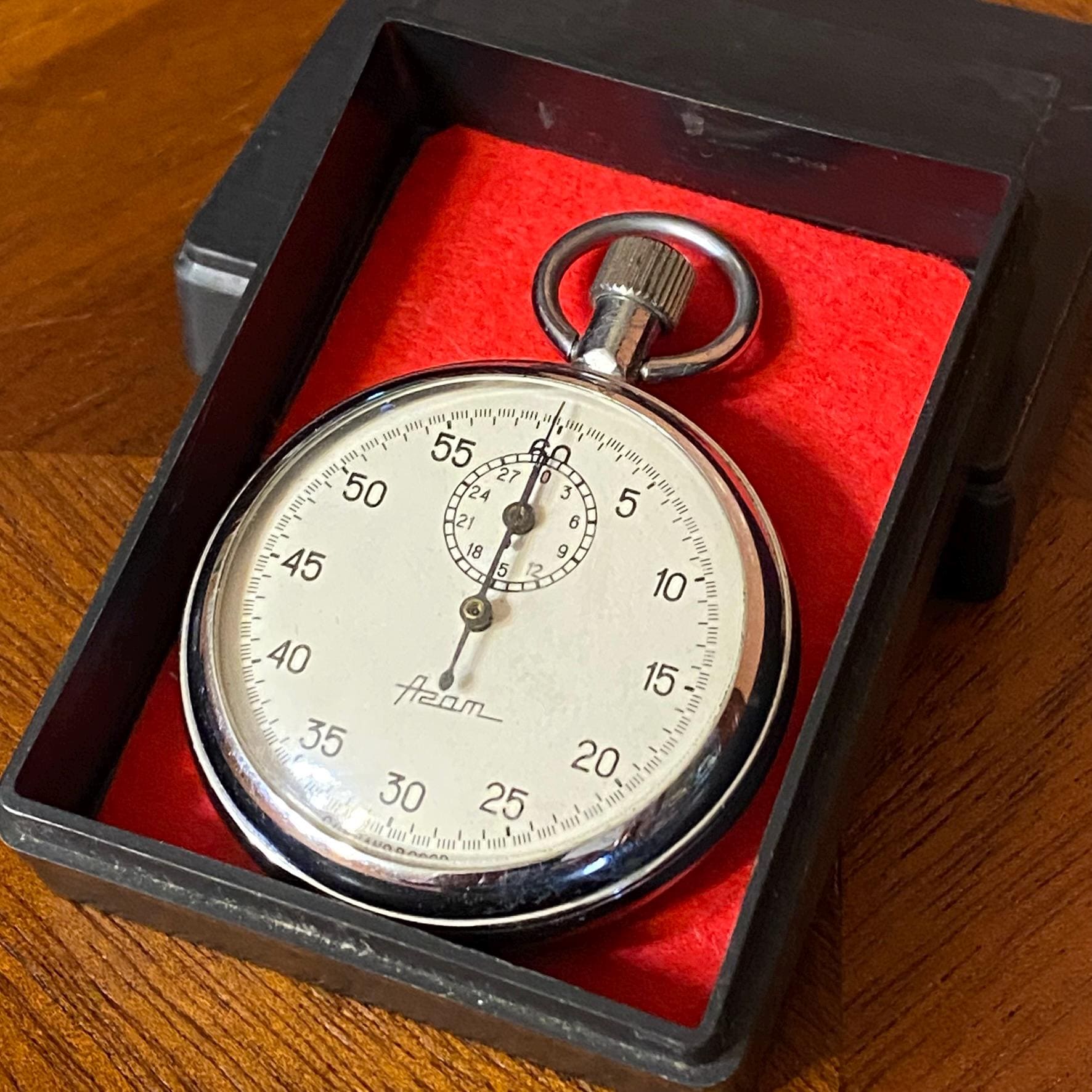 Montre Mécanique Soviétique 24 Heures Image stock - Image du heure, révolution: 171575027
