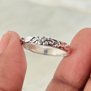 Solid 925 Silver Flower Ring, Sterling Silver Floral Band, Band Ring, Wedding Band, Stacking Ring, Simple Floral Pattern Ring For Her