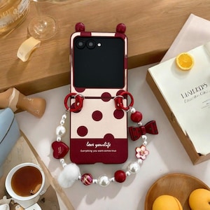 Red Bow Heart Fur Wrist Strap Phone Case: Samsung Z Flip & Motorola Razr