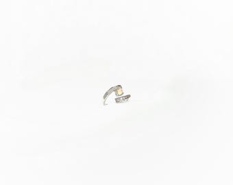 Madagascar Moonstone Ring, Shimmering Rainbow Color, S925 Sterling Silver