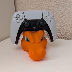Charizard support controller image 2