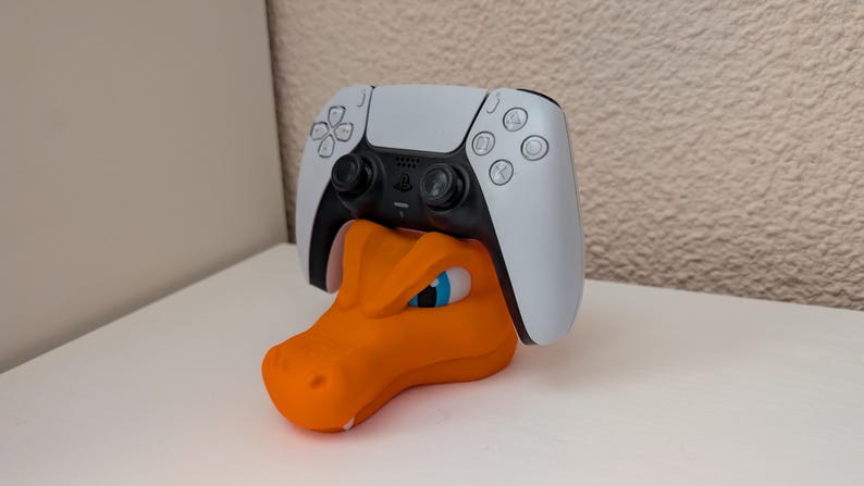 Charizard support controller image 3