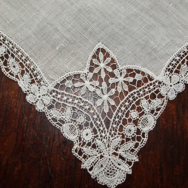Vintage Wedding Bridal Handkerchief Linen and Lace Hanky