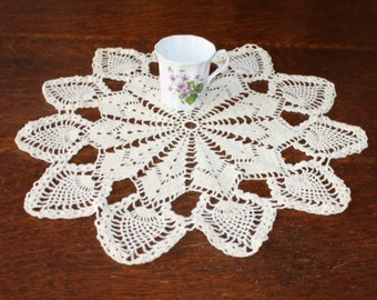 Hand Crocheted Doily Table Mat Pineapple Cream Pale Yellow 21" Diameter