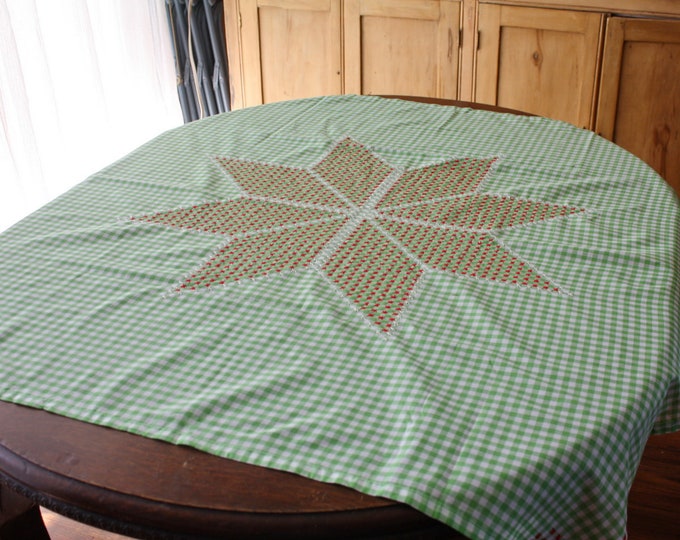 Embroidered Gingham Tablecloth Chicken Scratch Green White Checks With