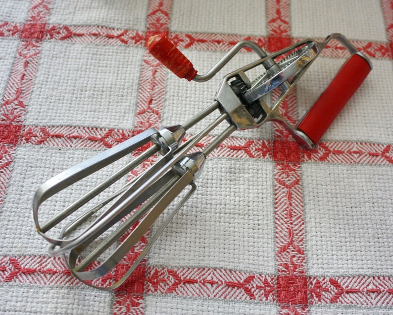 Vintage Rotary Egg Beater Hand Mixer Red Handle Maynard