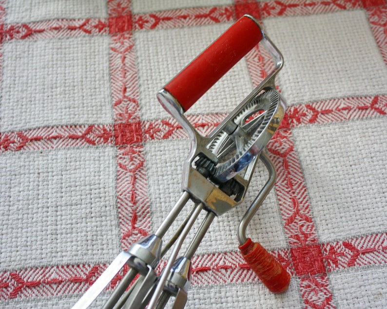 Vintage Rotary Egg Beater Hand Mixer Red Handle Maynard