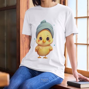 Lindo pollito con turbante azul: divertido dibujo kawaii, adorable idea de regalo unisex. Camiseta con gráfico de animales, moda de primavera, regalo de Pascua.
