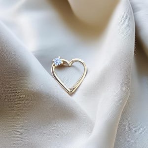 14K Solid Gold Herzförmige CZ Piercing, Zirkonia Nasenring, Herz Knorpel Hoop, hypoallergene Septum Ring, CZ Helix Ring