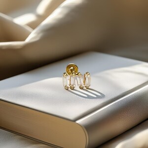 14K Solid Gold Diagonal Zirkon Trio Piercing Stud