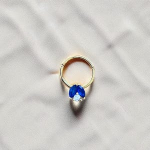 14K Solid Gold Infinity Detail Hoop with Teardrop CZ - Einzigartiges Knorpelpiercing, Septum Ring, Tragus & Daith Schmuck