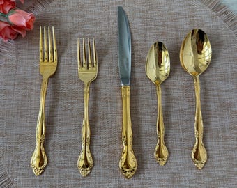 Conjunto de jantar GOLDEN AFFECTION da Oneida, 5 peças - Galvanizado