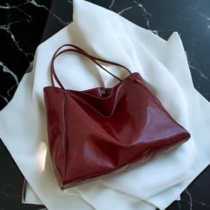 Schwarze Leder Tragetasche - Extra Große Schultertasche, Damen Leder Einkaufstasche, Weiche Lederhandtasche, Geldbörse