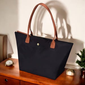 Damen Nylon Umhängetasche - Faltbare Hobo Style Top Griff Weekend Handtasche