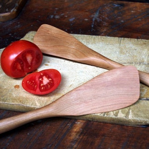 Lefthanded Spatula Handmade from Cherry Wood image 2