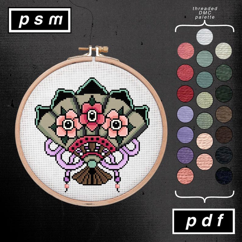 Schema punto croce con ventaglio ornamentale floreale ispirato al tatuaggio tradizionale americano immagine 1