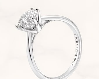 French classic 18K white gold engagement ring | A simple and elegant eternal promise