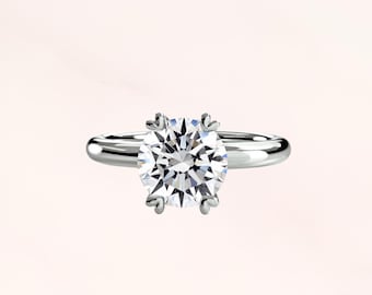 The pure beauty of a diamond ring chain shines eternally like stars.