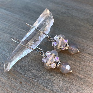 LONG LANTERN DROPS : Rauchringe - graue Kristallohrringe mit Swarovski-Kristall und handgearbeitete Sterling Silber Ohrdrähte