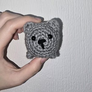 Mini Crochet Cat Plush – Handcrafted Amigurumi Kitty – Pocket-Sized Gift for Cat Lovers