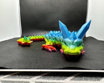 Dragão de Cristal Arco-Íris Articulado – Estatueta Fantástica Impressa em 3D, Dragão Colecionável Articulado, Criatura Mítica Colorida