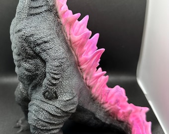 Figura Kaiju impressa em 3D: Monstro preto com espinhos rosa