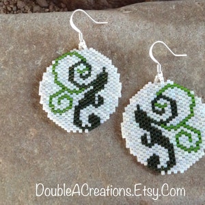 Round Green Scroll Southwest Peyote Beaded Earrings image 2