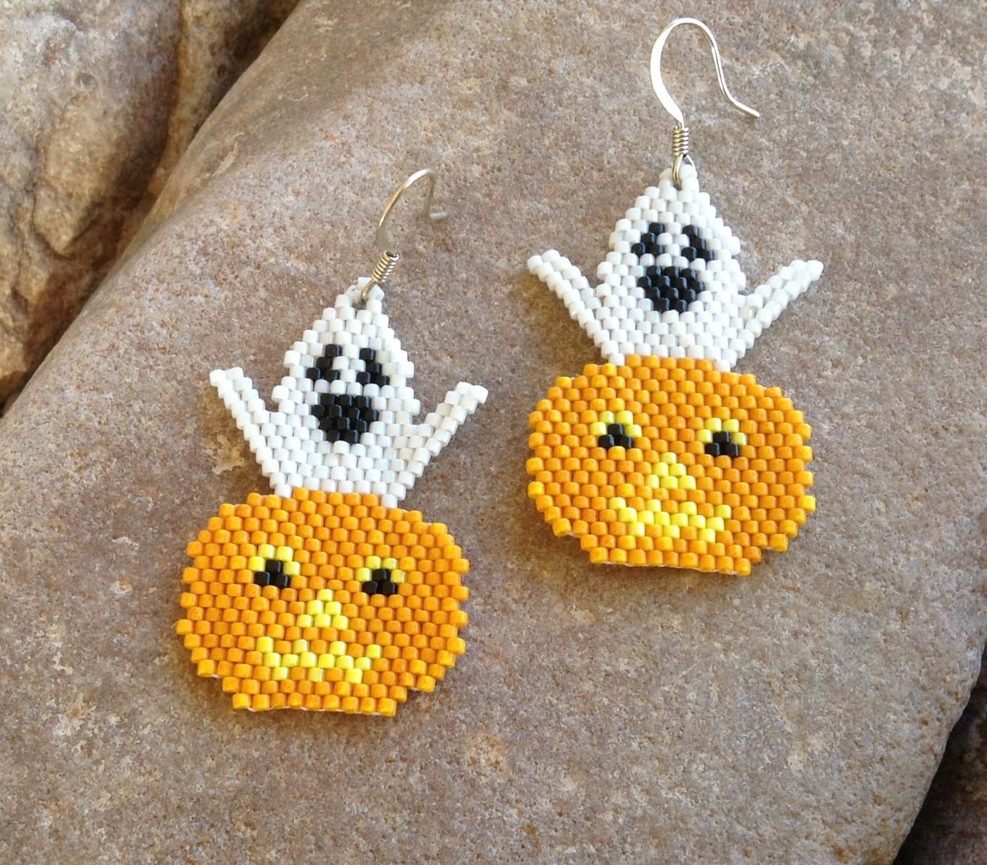 Beaded Ghost and Pumpkin Earrings - Etsy