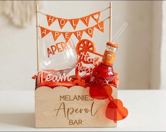 Personalized Aperol gift set with name | Wooden box, glass, straw, sunglasses, bunting | Gift for girlfriend's birthday