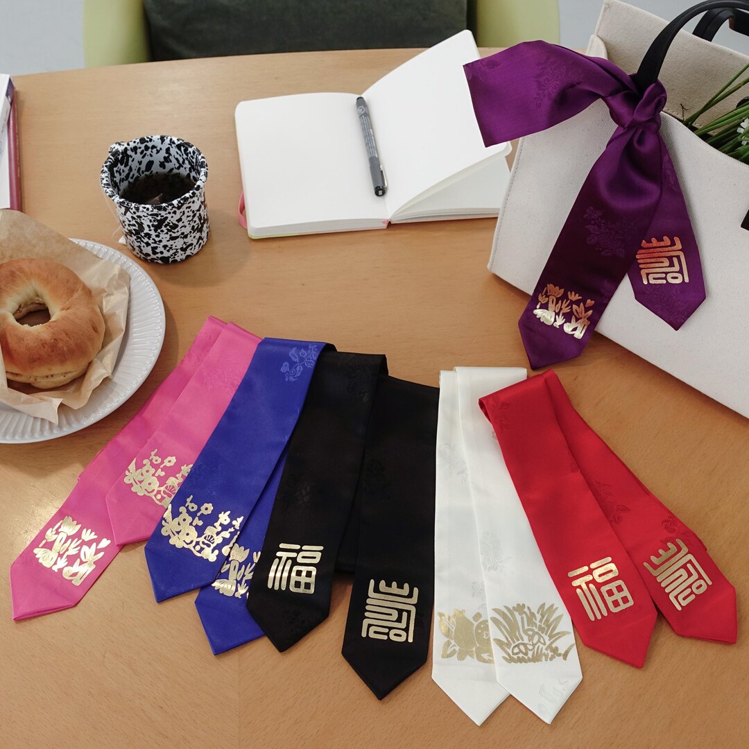 Gold Leaf Hanbok Daenggi : Lucky (traditional Korean Hair Ribbon) - Etsy
